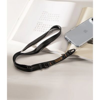 4. Ringke Lanyard Strap Crossbody Phone Lanyard - Schwarz