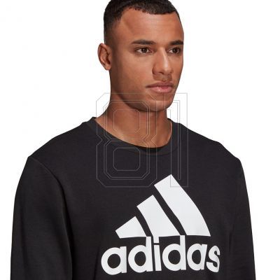 4. adidas Essentials Sweatshirt M GK9076