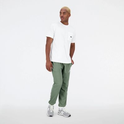10. New Balance T-Shirt Essentials Reimagined Cott M MT31542WT
