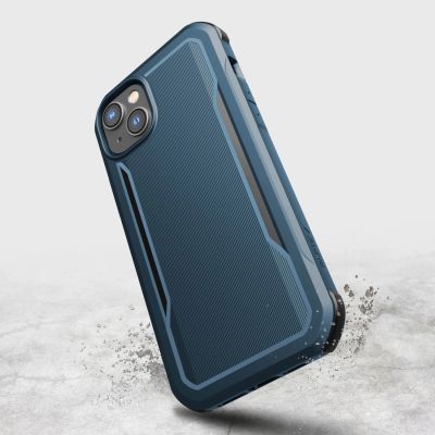 7. Raptic X-Doria Fort Case iPhone 14 Plus mit gepanzerter blauer MagSafe-Hülle