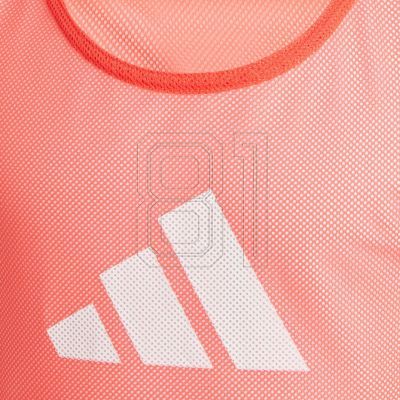 3. adidas Training BIB 24 Jr JF3249 tag
