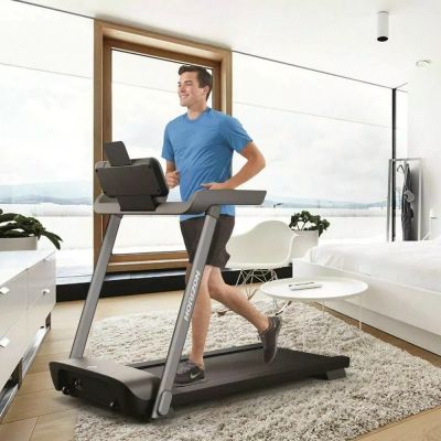9. Horizon Fitness Evolve 3.0 HZ-EVOLVE3.0 Elektrisches Laufband