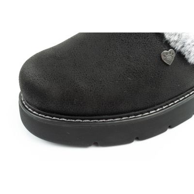 15. Skechers Cozy Blend Slipper-Schuhe für Damen, isolierte Slip-On-Sneaker