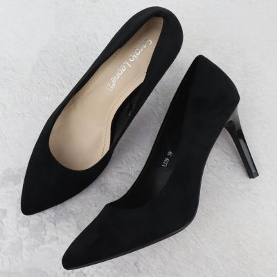 6. Schwarze Wildleder-Stiletto-Pumps von Sergio Leone 1339