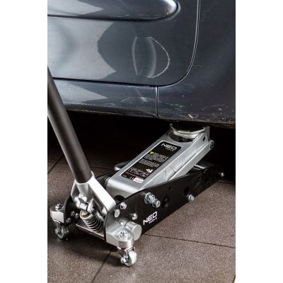 5. NEO tools 11-730 Fahrzeugheber/-ständer