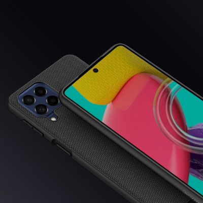 9. Nillkin Textured Case robuste, verstärkte Hülle mit Gelrahmen und Nylonrückseite für Samsung Galaxy M53 5G schwarz
