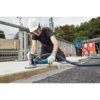 6. Bosch GBR 15 CA 9300 U/min Schwarz, Blau 1500 W