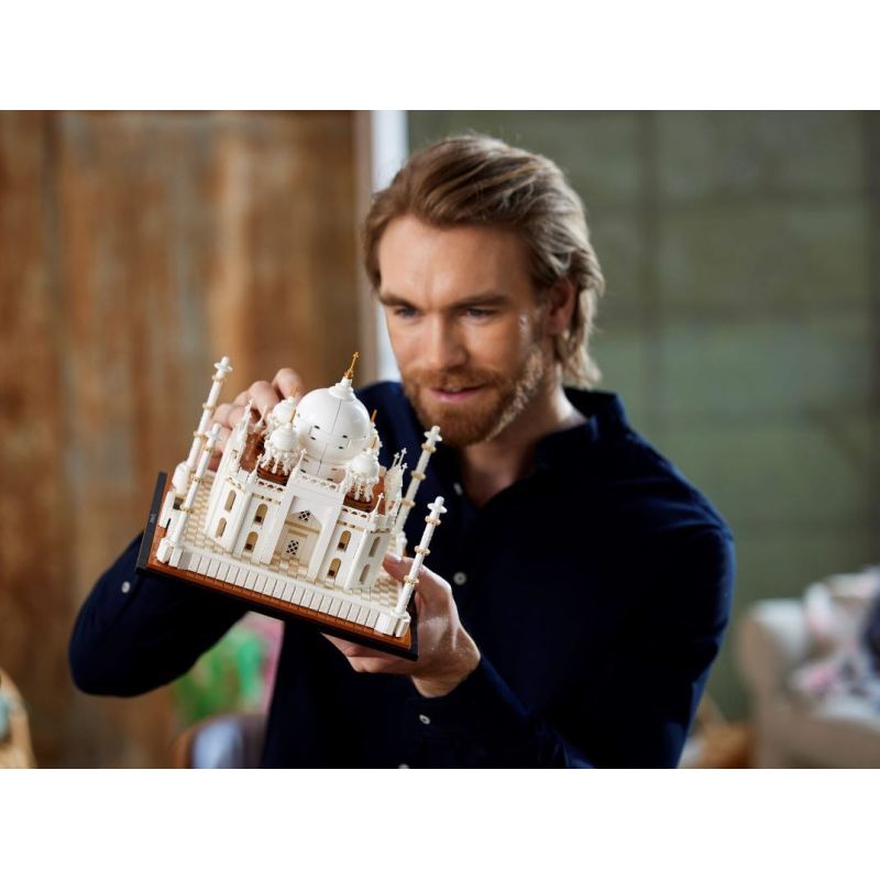10. LEGO Architecture 21056 Taj Mahal