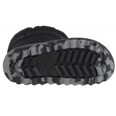 8. Crocs Classic Neo Puff Boot Jr 207684-001 Schuhe