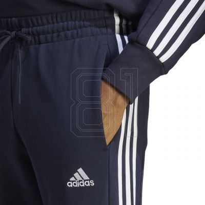 6. adidas Essentials French Terry Tapered Cuff 3-Streifen M IC9406 Hose