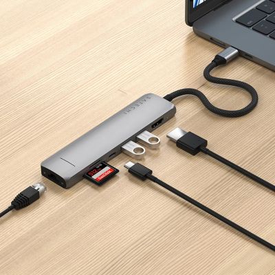 8. Satechi 7-in-1 USB-C Slim Multiport-Adapter mit Ethernet – Space Grau