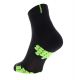 2. Inov-8 TrailFly Sock Mid. Schwarz und Grün. Zweierpack.
