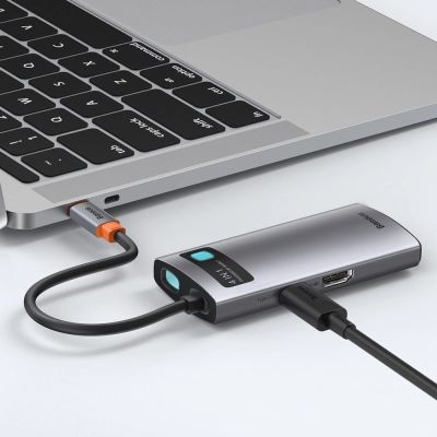 11. Baseus Metal Gleam 4in1 Multifunktions-HUB USB Typ C - USB Typ C Stromversorgung 100 W / HDMI 4K 30 Hz / 1x USB 3.2 Gen 1 / 1x USB 2.0 (CAHUB-CY0G)