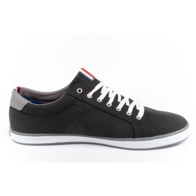 11. Tommy Hilfiger Sneakers M FM0FM00596990