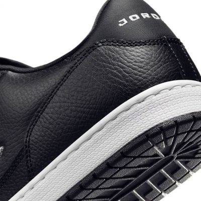 8. Nike Jordan Herrenschuhe Court Connect Low IQ5698-001