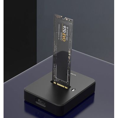 4. GEMBIRD M.2 SATA & NVMe SSD Dockingstation Schwarz