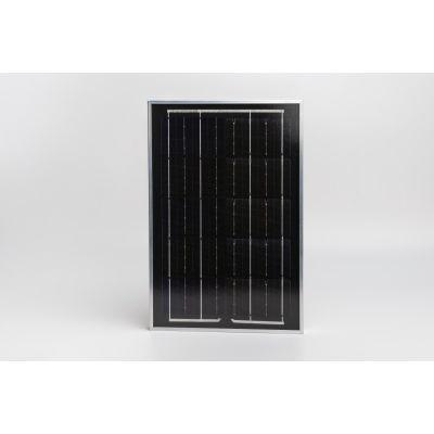 6. Duale 4G-Außenkamera (3 MP + 3 MP) + Solarpanel Technaxx TX-329