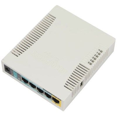 6. WiFi 4-Router Mikrotik RB951Ui-2HnD 2,4 GHz (2x2) 5p