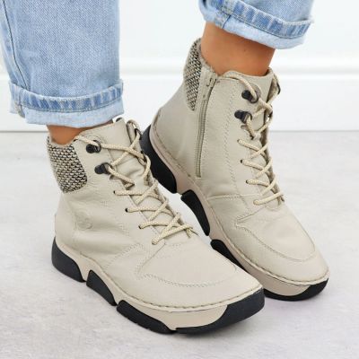 12. Bequeme beige Damenstiefeletten Rieker 45955-60