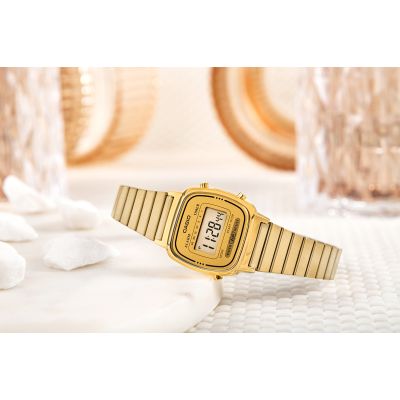 6. Damenuhr CASIO LA670WEGA-9EF + Box