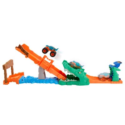 6. Hot Wheels Monster Trucks JJN45 Spielzeugauto
