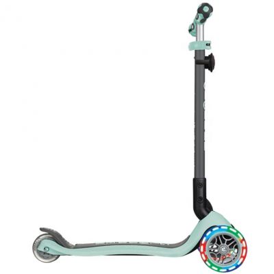 9. Globber GO-UP Deluxe Lights 646-206 Roller/Fahrrad