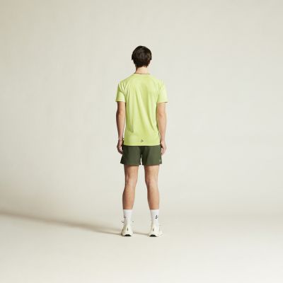 5. Herren CORE ESSENCE SHORTS 2 M
