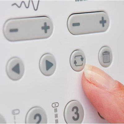 4. SINGER Elite CE677 Elektrische Nähmaschine Weiß