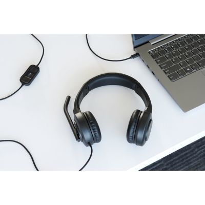 14. Kensington H1000 USB-C Over-Ear-Kopfhörer