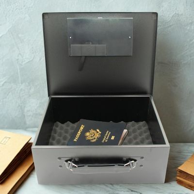 14. Tresor mit Digitalschloss 32,4 x 12,7 x 25,5 cm 1068756 SASKA GARDEN