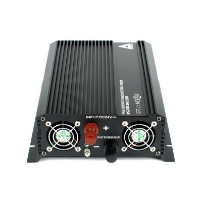 3. Kfz-Spannungswandler 24 VDC / 230 VAC IPS-3200 3200W
