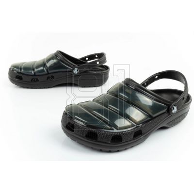 8. Crocs Classic Clog 206624-001
