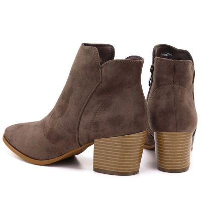 5. Damen-Stiefeletten mit Absatz aus braunem Veloursleder M.Daszyński MR2624-1