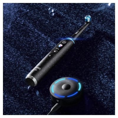 21. Oral-B iO Series 10 Cosmic Black Zahnbürste