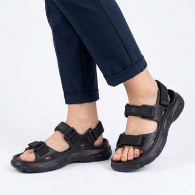 5. Big Star TT274A055 Schwarze Schaumstoff-Sandalen mit Klettverschluss