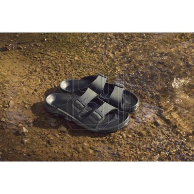 4. Birkenstock Mogami Terra Stealth 2-Riemen Flip-Flops 1029595