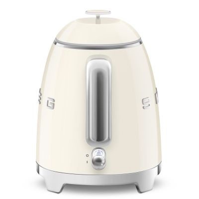 37. SMEG KLF05CREU Mini-Creme-Wasserkocher mit 0,8 l Fassungsvermögen