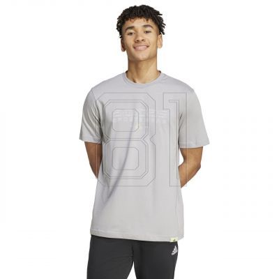 2. adidas Tech Linear Graphic T-Shirt M IY0728