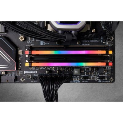5. Corsair Vengeance RGB Pro CMW32GX4M2A2666C16 Speichermodul 32 GB 2 x 16 GB DDR4