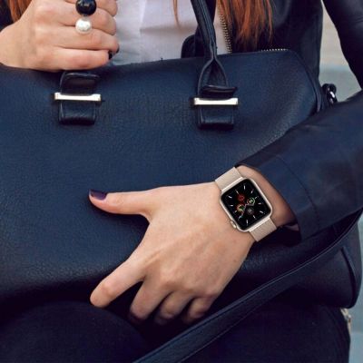 14. Tech-Protect MilaneseBand für Apple Watch 4 / 5 / 6 / 7 / 8 / 9 / SE (38/40/41 mm) – Schwarz