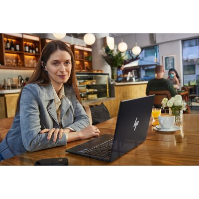 Poly Voyager Legend 30 Headset EMEA-INTL Englische Lokalisierung Eurostecker Einzelhandelsverpackung