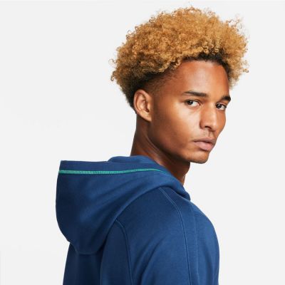 4. Nike Brazilian Travel M DH4822 490 Sweatshirt