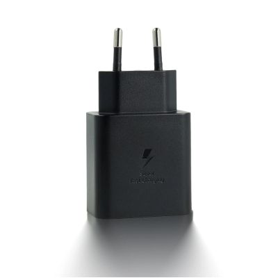 7. Samsung EP-P2900TBE 25W Wireless-Ladegerät mit 45W-Netzteil – Grau