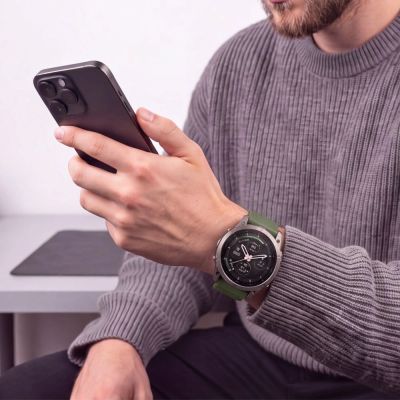 8. Tech-Protect Silicone Armband für Garmin Fenix 5 / 6 / 6 Pro / 7 / 8 / 8 Pro / E / 9 / 9 Pro (47 mm) – Grün