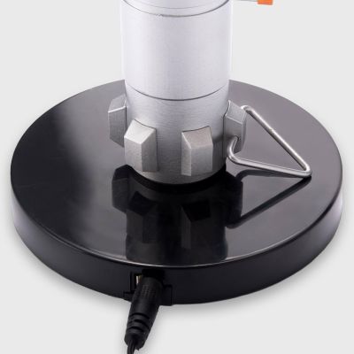 5. Ukonic 16987 LED-Tischleuchte, Schwarz, Grau, Weiß