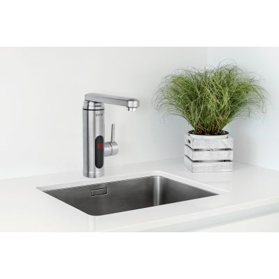 12. NOVEEN IWH560 Durchlauferhitzer