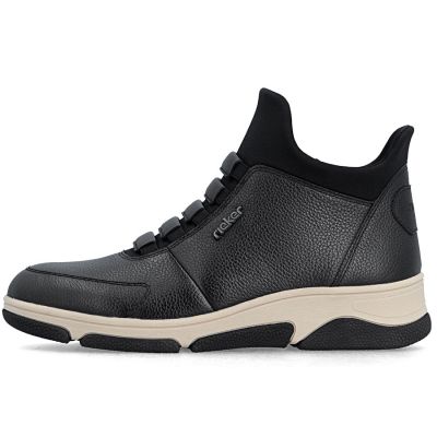 3. Schwarze, gefütterte Damen-Ankle-Boots aus Leder von Rieker (Modell L5651-01)
