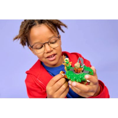 4. LEGO NINJAGO 71850 Lloyd vs. Elementarmonster-Spinner-Kampf