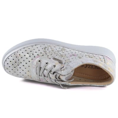 3. Graue Damen-Keilschuhe aus Leder mit durchbrochenem Muster, Vinceza 79603