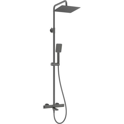 Regendusche mit thermostatgesteuerter Badewannenarmatur